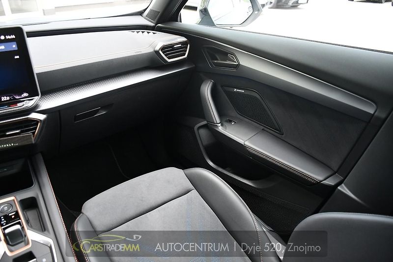 Cupra Formentor 2.0TSi VZ333 4Drive SENNHEISER - fotka 24 z 53