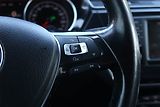 Volkswagen Touran (2017) 2.0 TDI, Automat, Serv.kniha - náhled 19