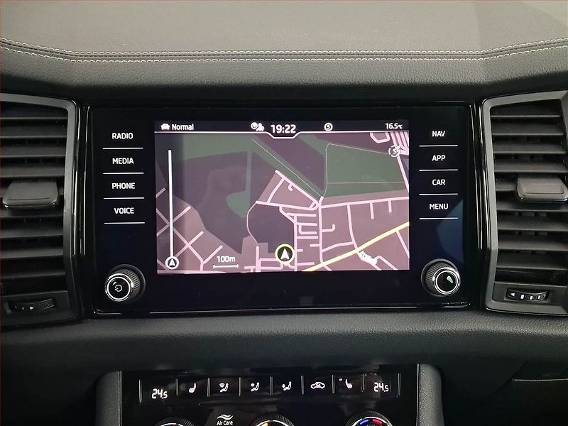 Škoda Kodiaq (2023) Sportline 2.0 TDI - fotka 21 z 27