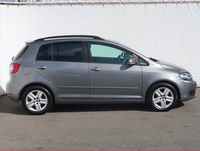 Volkswagen Golf Plus (2009) Comfortline 1.6 TDI - fotka 6 z 16