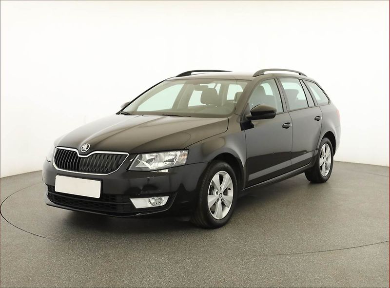 Škoda Octavia (2016) 1.8 TSI, Tempomat - fotka 2 z 16
