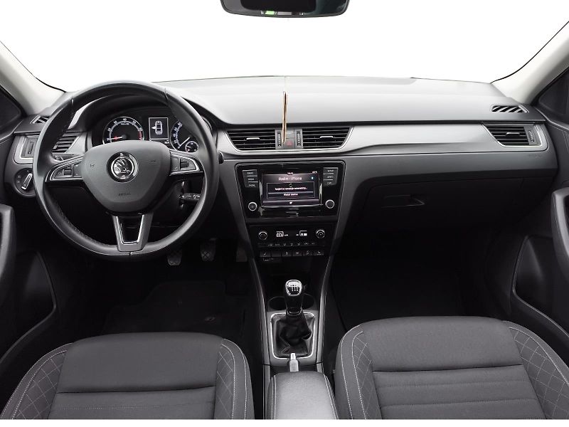 Škoda Rapid 1.0TSi 81kW STYLE PLUS - fotka 5 z 19