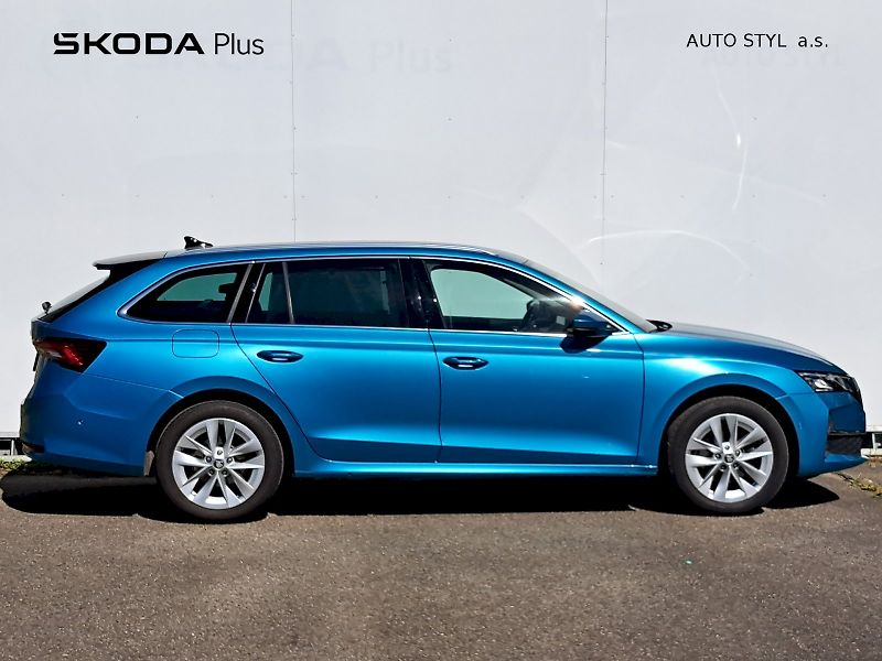 Škoda Octavia (2025) TOP SELECTION 1,5 TSI M-HEV 11 - fotka 7 z 23