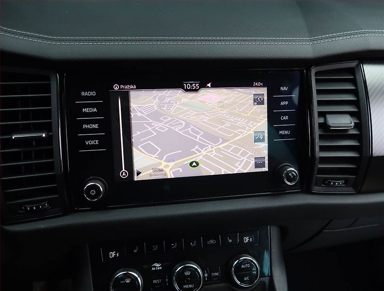 Škoda Kodiaq (2022) Sportline 1.5 TSI - fotka 18 z 20