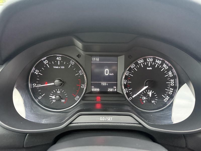 Škoda Octavia 1.0 TSI 85KW  - fotka 21 z 32