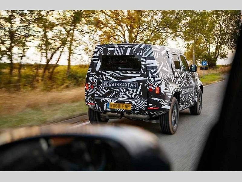 Špionážní fotky nové genrace Land Rover Defender