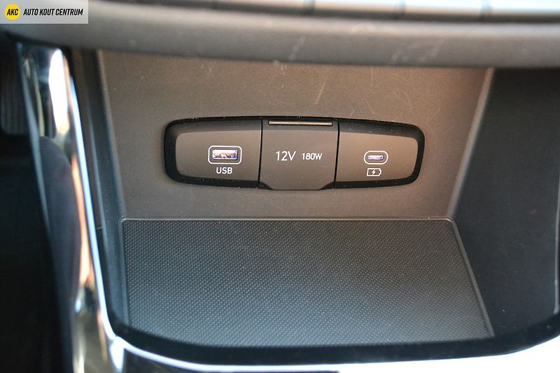 Hyundai i30 WG 1,5I MT SMART FAMILY NAVI F - fotka 23 z 51