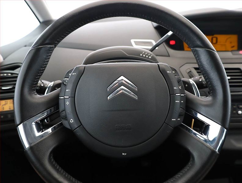Citroën C4 Picasso (2009) 1.6 HDi, Automat, 7 míst - fotka 8 z 16