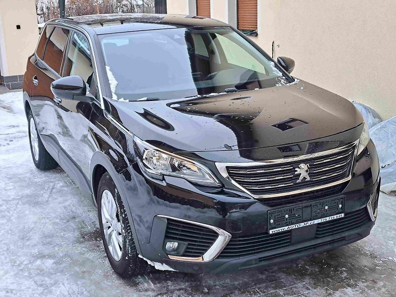 Peugeot 5008 (2020) 1,2 PT EAT8 17ALU PDC NAVI - fotka 2 z 24