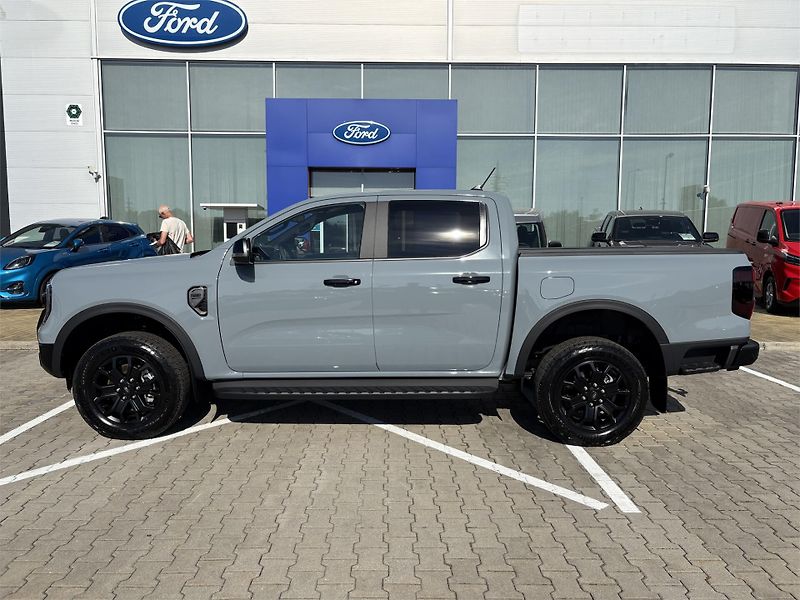 Ford Ranger (2026) Limited, Dvojkabina, 3.0 EcoBl - fotka 2 z 19