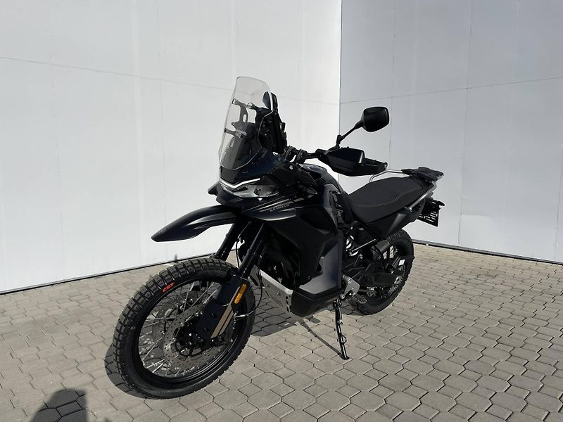 CFMOTO (2025) 800MT-X EU5+ - fotka 6 z 12