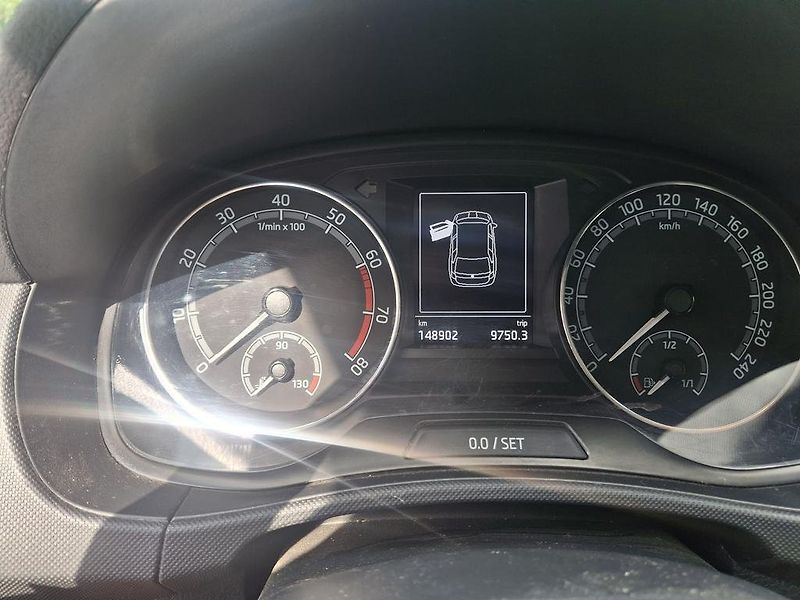 Škoda Fabia III kombi 1,0 TSi 8AA3091 - fotka 17 z 20