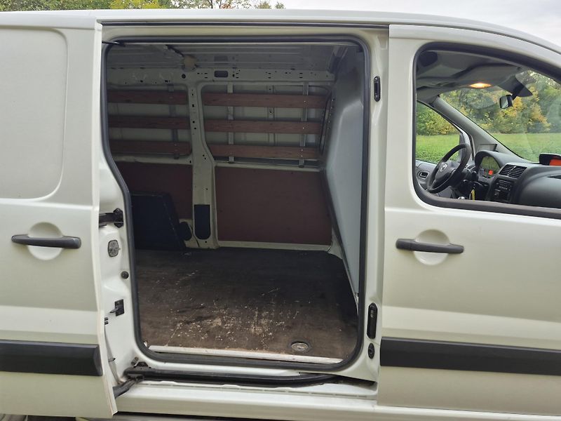 Toyota ProAce (2015) 2.0Hdi Long Tažné - fotka 17 z 20