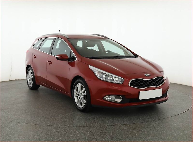 Kia Ceed (2014) 1.6 CRDi, ČR,1.maj, Serv.kniha - fotografie inzerátu