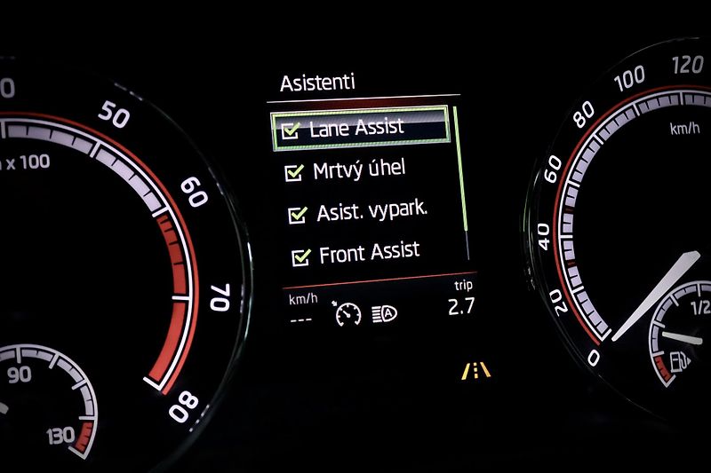 Škoda Octavia 3 FL 2.0 TSI 180 kW DSG RS - fotka 27 z 43