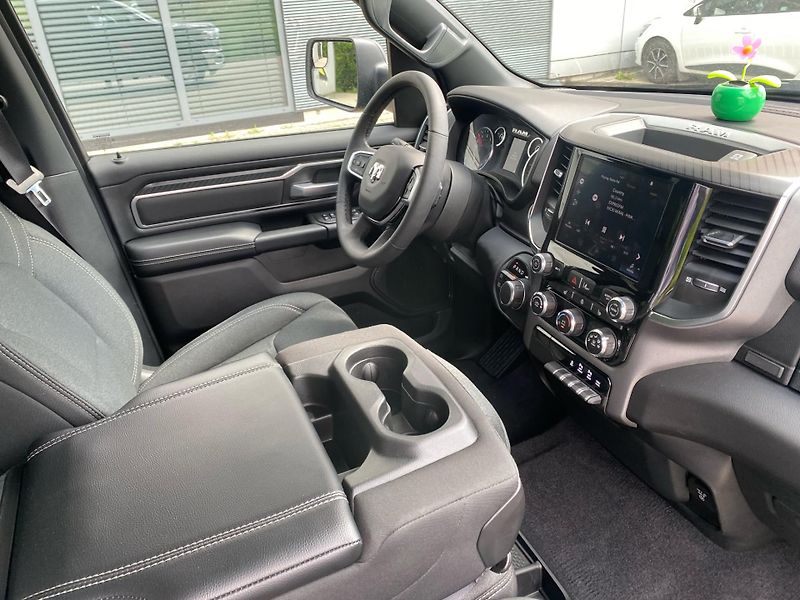 RAM 1500 (2025) 1500 3.6 V6 - fotka 17 z 17