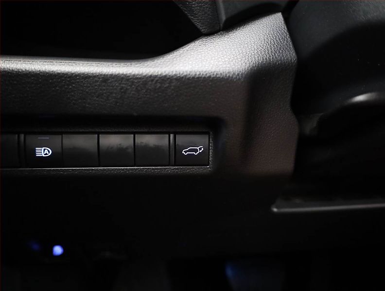 Toyota RAV4 (2022) 2.5 Hybrid - fotka 17 z 19