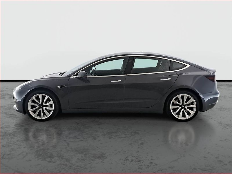 Tesla Model 3 (2019) Long Range 4WD 78kWh, SoH 83% - fotka 3 z 28