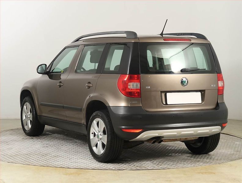 Škoda Yeti (2011) 2.0 TDI, ČR,1.maj, Serv.kniha - fotka 4 z 18