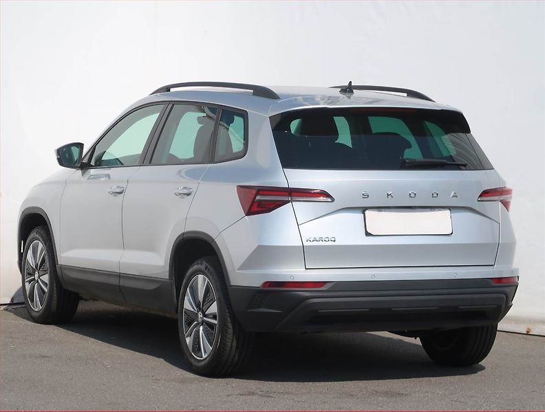 Škoda Karoq (2023) 1.5 TSI, digi klima - fotka 4 z 23