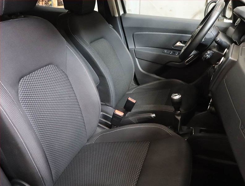 Dacia Duster (2019) 1.6 SCe, ČR,1.maj, Tempomat - fotka 9 z 15