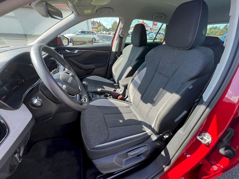 Škoda Scala (2025) Top Selection 1.0TSi 85kW 6°ma - fotka 11 z 28
