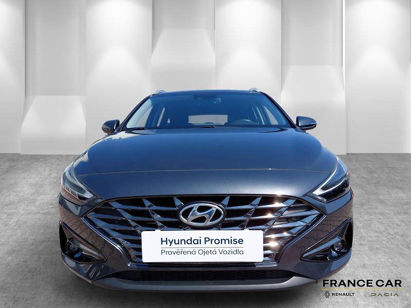 Hyundai i30 (2020) 1,5 CVVT 81 kW Smart ČR - fotka 2 z 25