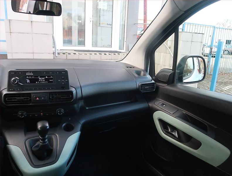 Citroën Berlingo (2019) Maxi Live 1.2 PureTech, 5Míst - fotka 8 z 15
