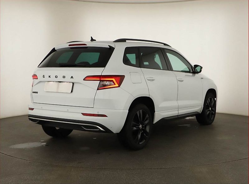 Škoda Karoq (2021) Sportline 2.0 TDI - fotka 5 z 17