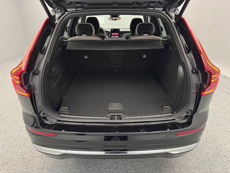 Volvo XC60 (2026) T6 AWD AUT BRIGHT PLUS - fotka 6 z 23