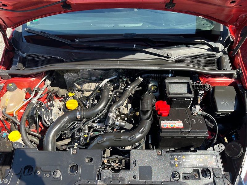 Renault Clio (2016) 0,9 TCe NAVI Rozvody - fotka 17 z 17
