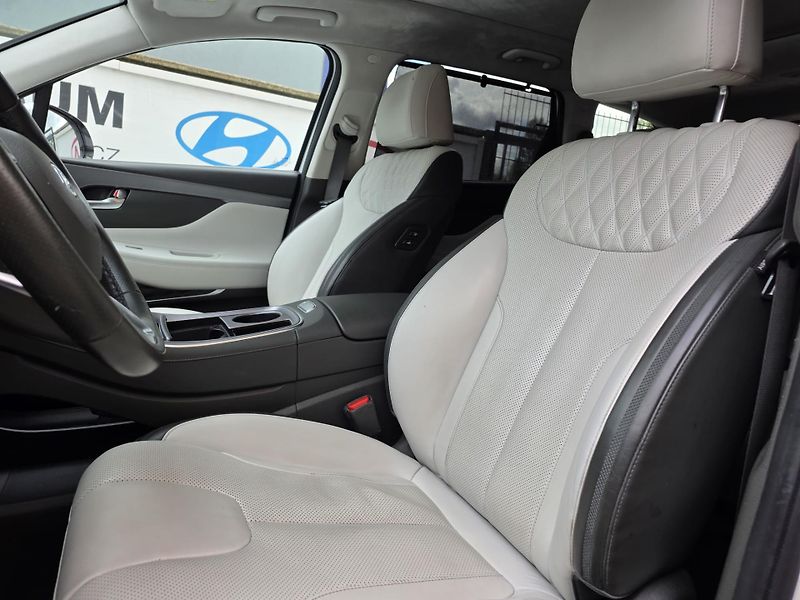 Hyundai Santa Fe 1.6-HYBRID-PREMIUM-PANORAMA - fotka 17 z 21