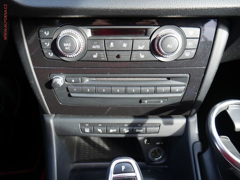 BMW X1 (2012) 2.0D xDrive 20d, AT - fotka 16 z 17