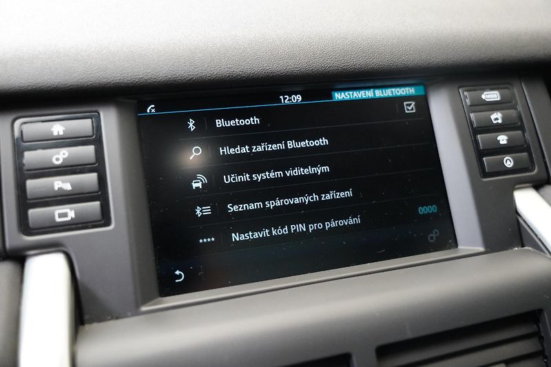 Land Rover Discovery Sport - fotka 18 z 25
