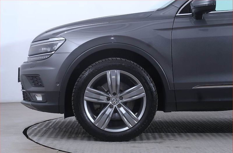 Volkswagen Tiguan (2018) 2.0 TDI - fotka 15 z 22