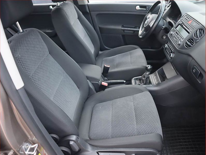Volkswagen Golf Plus (2009) 2.0 TDI, Serv.kniha, Tempomat - fotka 9 z 16