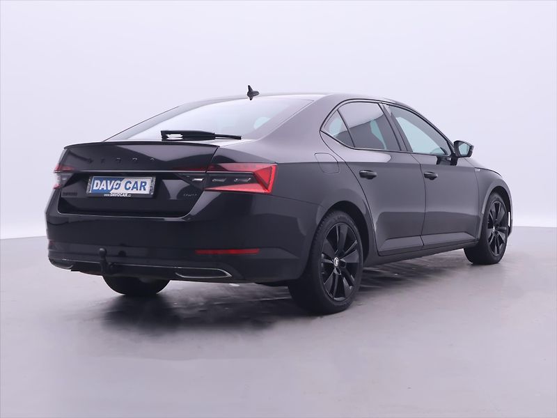Škoda Superb 2,0 TDI DSG 4x4 Sportline DPH - fotka 7 z 36