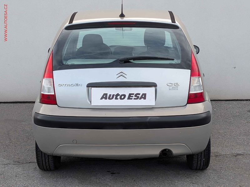 Citroën C3 (2008) 1.1i, AC - fotka 5 z 11