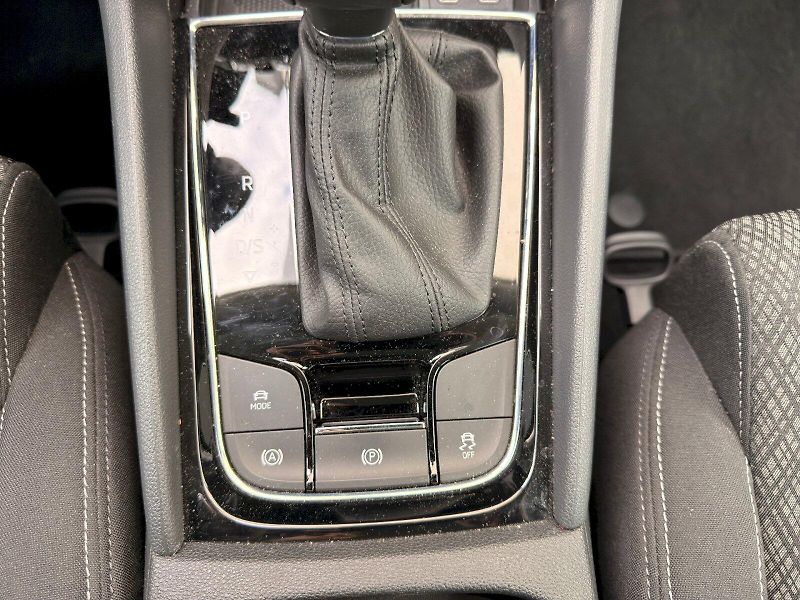Škoda Karoq (2025) SEL TS 110/1.5 A7F - fotka 21 z 27