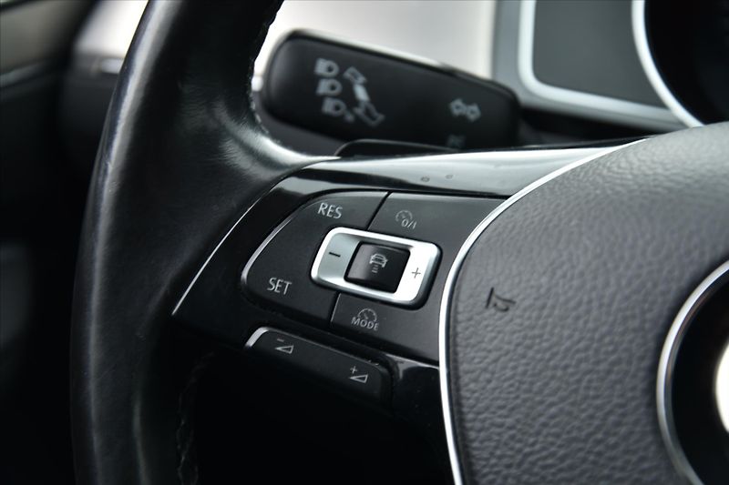 Volkswagen Passat 2.0TDi 140kW 4MOTION HIGHLINE - fotka 15 z 25