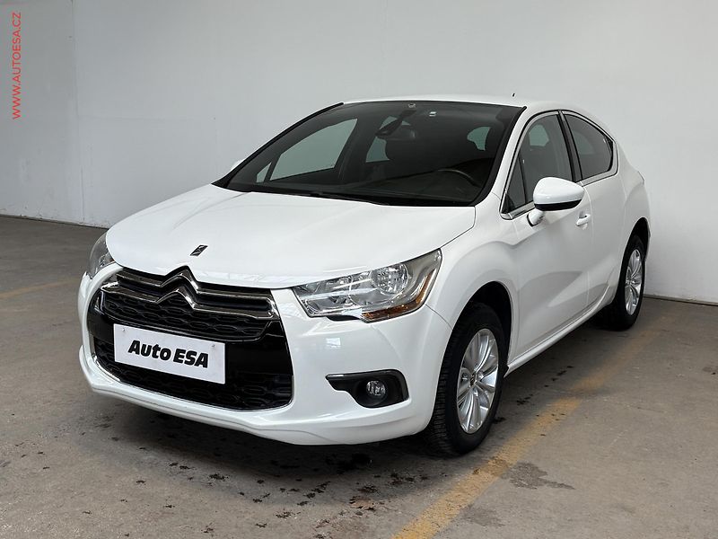 Citroën DS4 (2014) 1.6 VTi, AC, tempo, park - fotka 3 z 15