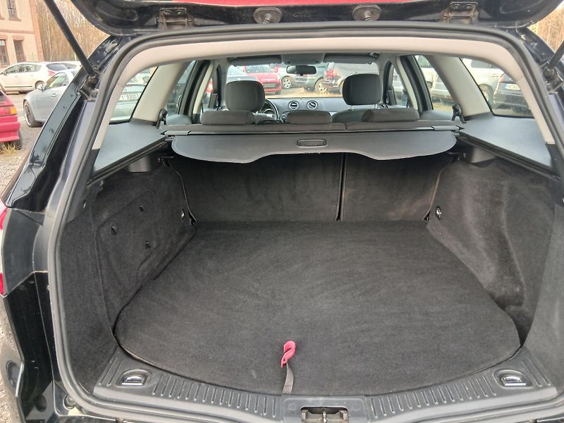 Ford Mondeo 2.0 TDCI, ALU 17 - fotka 30 z 35