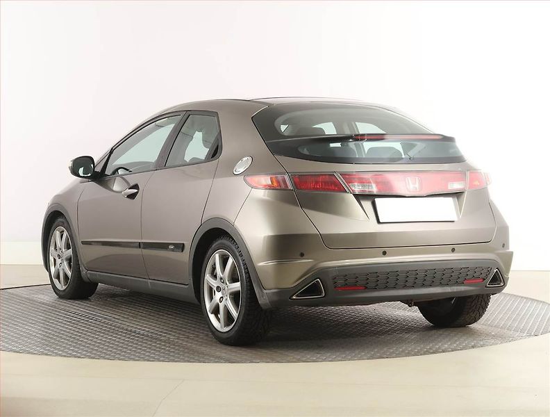 Honda Civic (2006) 2.2 i-CTDi, nová STK - fotka 4 z 22