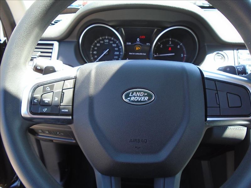 Land Rover Discovery 2,0   4X4 - fotka 25 z 29