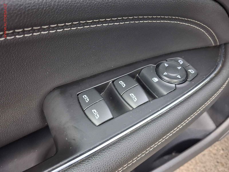 Opel Insignia (2018) 1.5T, 2.maj,ČR, servis.kniha - fotka 13 z 16
