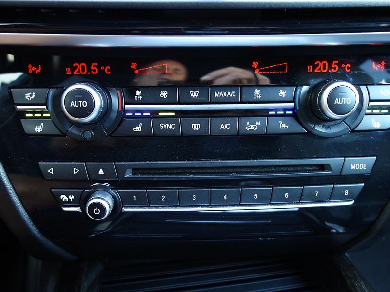 BMW X5 (2014) 4.0D*XD*M-PAKET*WEBASTO*1M*CZ! - fotka 26 z 50