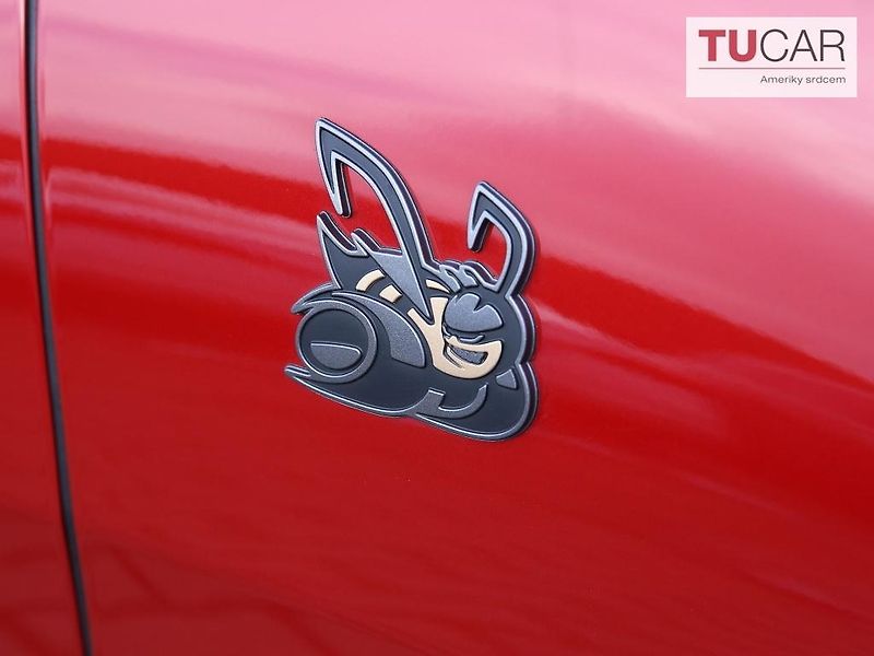 Dodge Charger (2026) Scat Pack SixPack 550Hp AWD - fotka 9 z 43