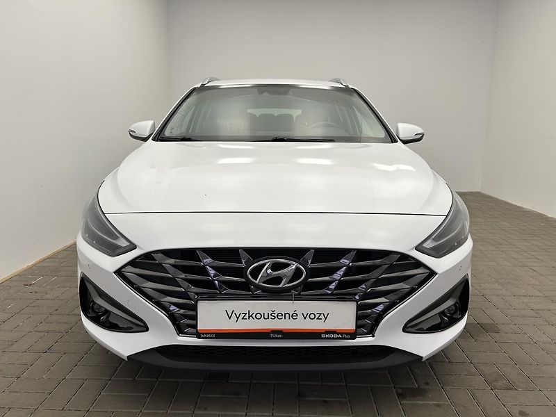 Hyundai i30 1.5 T-GDi Smart - fotka 4 z 27