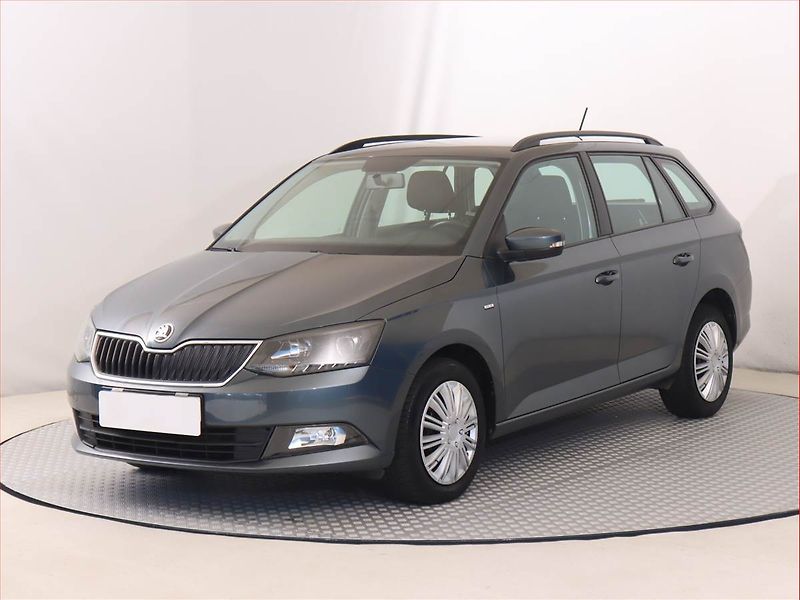 Škoda Fabia (2018) Ambition 1.0 TSI, Tempomat - fotka 2 z 18