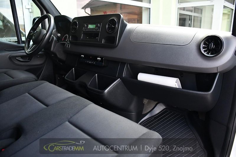 Mercedes-Benz eSprinter 312 1M 92,9%SoH Zadáno - fotka 12 z 35